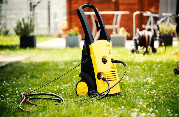 Best Roof Washing  in Bertram, TX